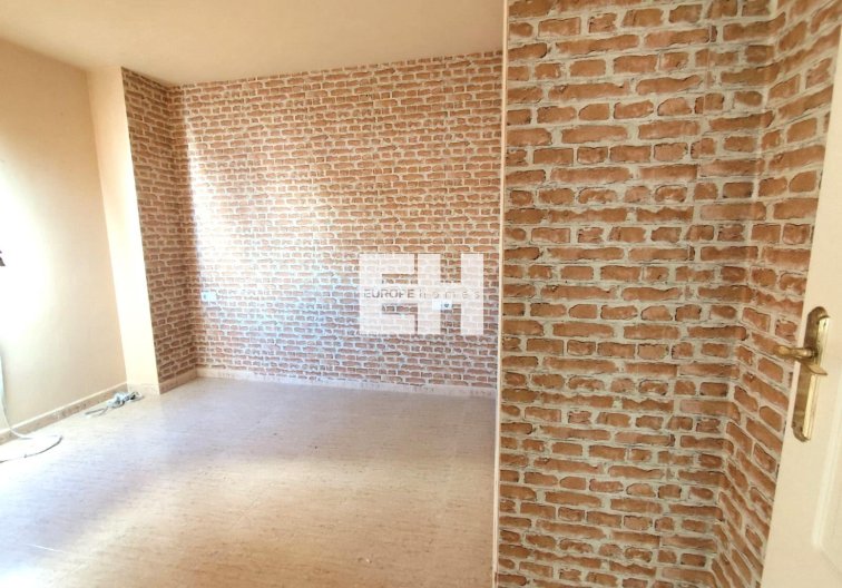 Resale - Apartment - Torrevieja - Centro