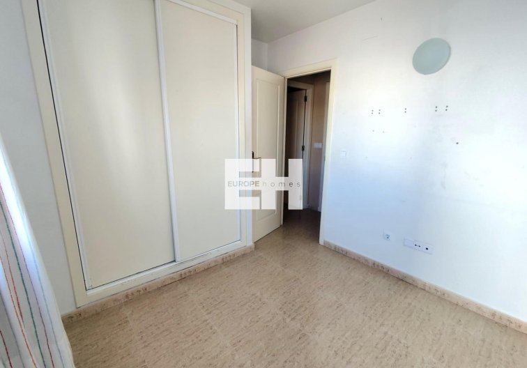 Resale - Apartment - Torrevieja - Centro