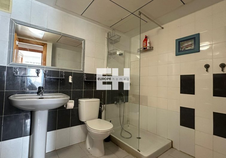 Herverkoop - Appartement - Torrevieja - Centro