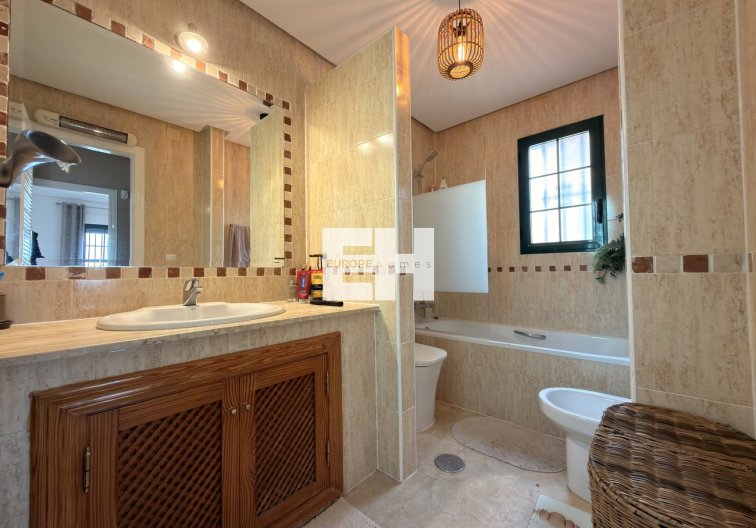 Revente - villa - Orihuela Costa - Los Doses