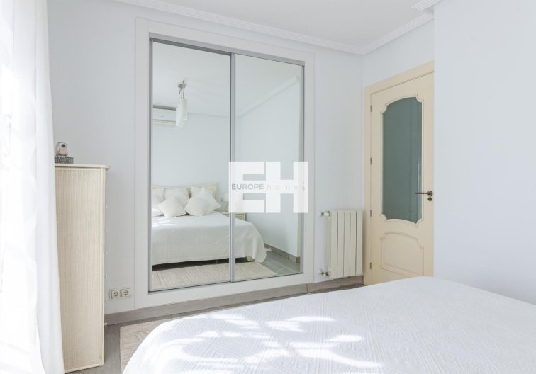 Segunda mano - villa - Orihuela Costa - Los Almendros-la Florida