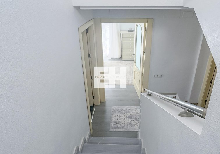 Segunda mano - villa - Orihuela Costa - Los Almendros-la Florida