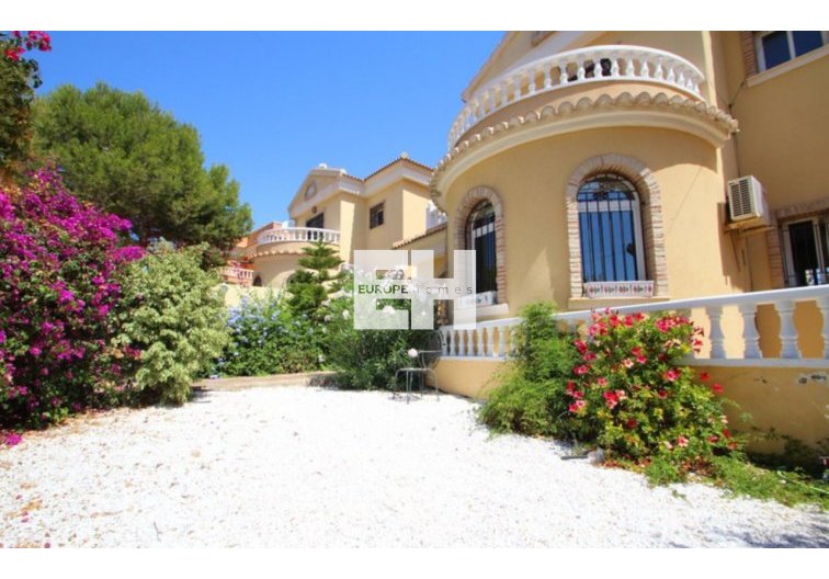 Segunda mano - villa - Villamartin - Costa Blanca