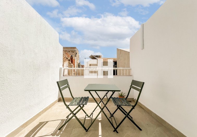 Resale - Apartment - Alicante - Costa Blanca