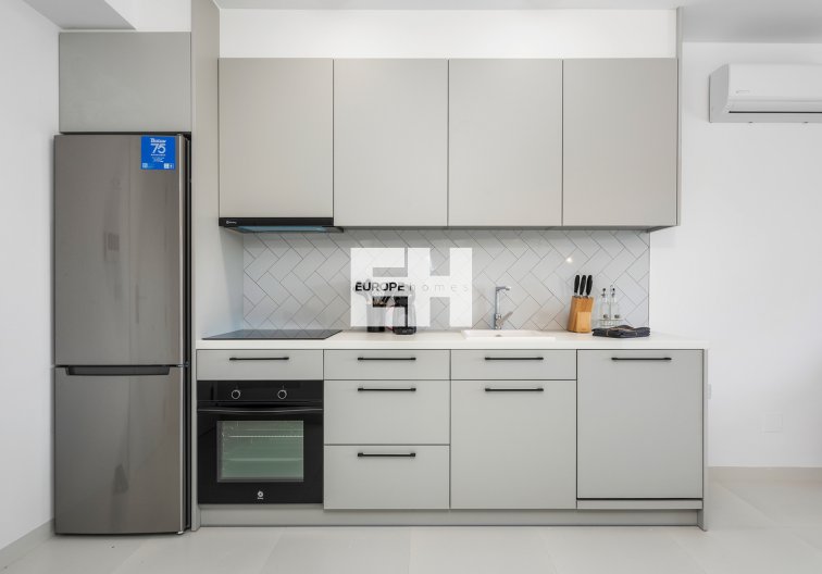 Segunda mano - Apartamento  - San Miguel de Salinas - Inland