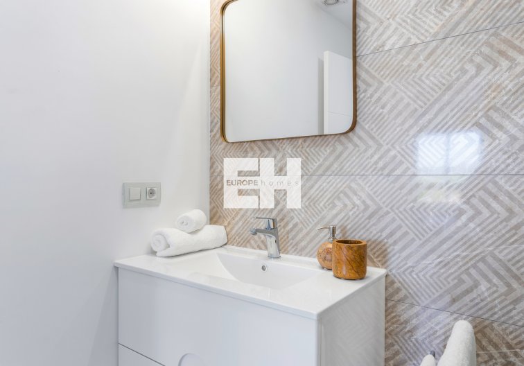 Segunda mano - Apartamento  - San Miguel de Salinas - Inland