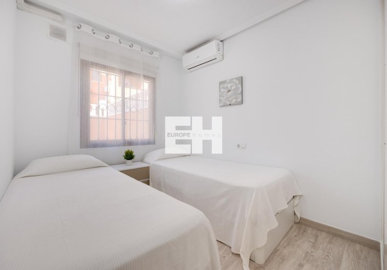 Herverkoop - Bungalow - Torrevieja - Aguas Nuevas