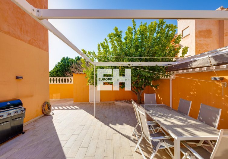 Herverkoop - Bungalow - Torrevieja - Aguas Nuevas