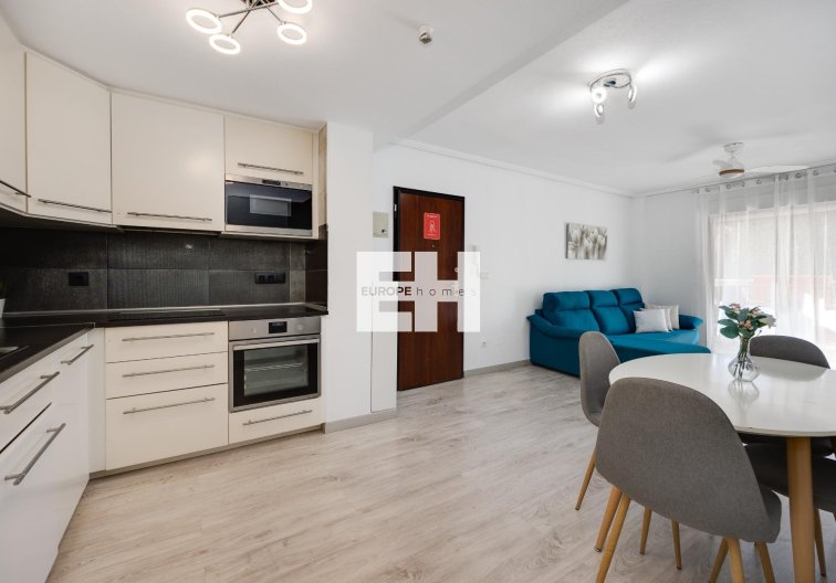 Herverkoop - Bungalow - Torrevieja - Aguas Nuevas