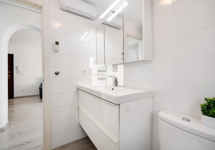 Herverkoop - Bungalow - Torrevieja - Aguas Nuevas