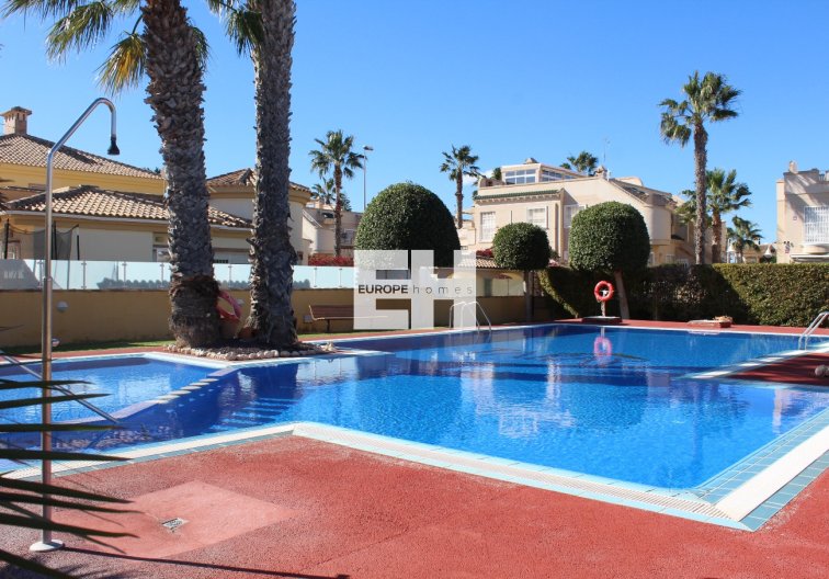 Resale - Quad House - Villamartin - Costa Blanca