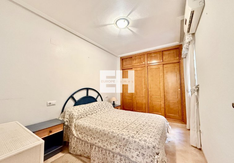 Wiederverkauf - Wohnung - Torrevieja - Centro