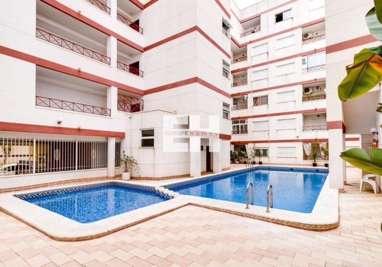 Wiederverkauf - Wohnung - Torrevieja - Centro
