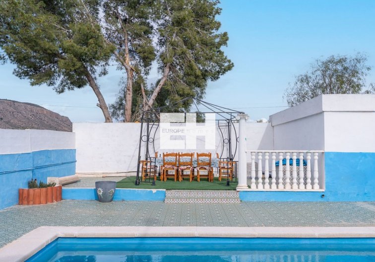 Revente - villa - Hondón de las Nieves - Inland