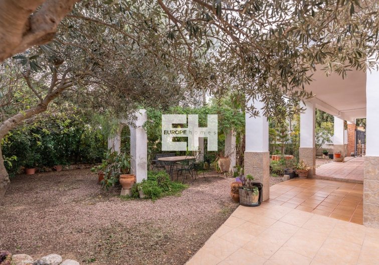 Revente - villa - Hondón de las Nieves - Inland