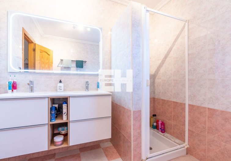 Revente - villa - Hondón de las Nieves - Inland