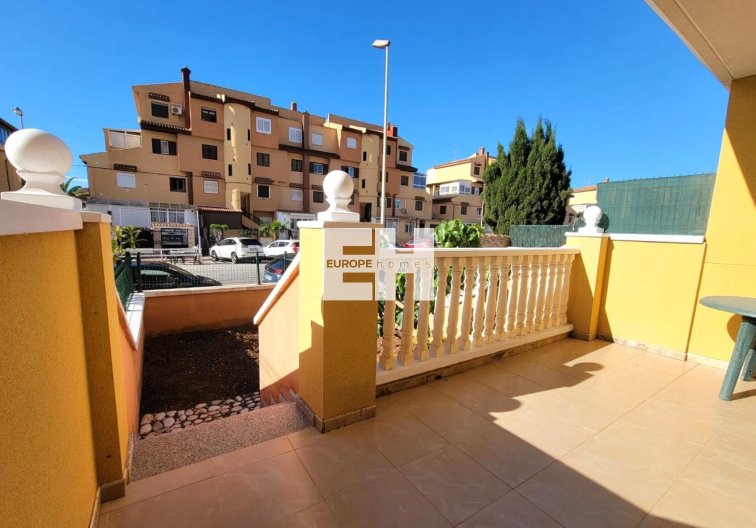 Resale - Apartment - Torrevieja - Aguas Nuevas