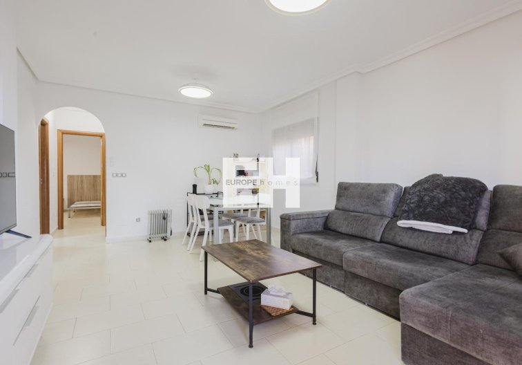 Resale - villa - Torrevieja - Costa Blanca