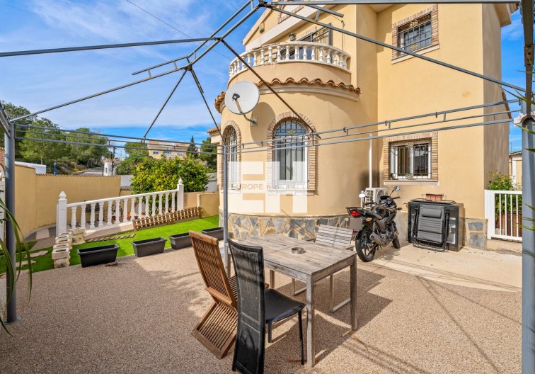 Segunda mano - villa - Orihuela Costa - Costa Blanca