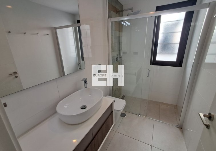 Segunda mano - villa - Cabo Roig - Costa Blanca