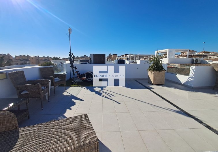 Segunda mano - villa - Cabo Roig - Costa Blanca