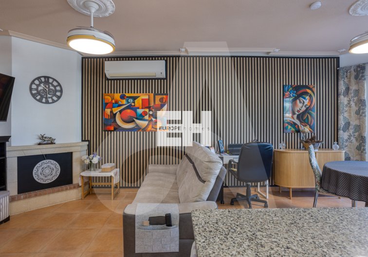 Herverkoop - villa - Guardamar del Segura - Urbanizaciones