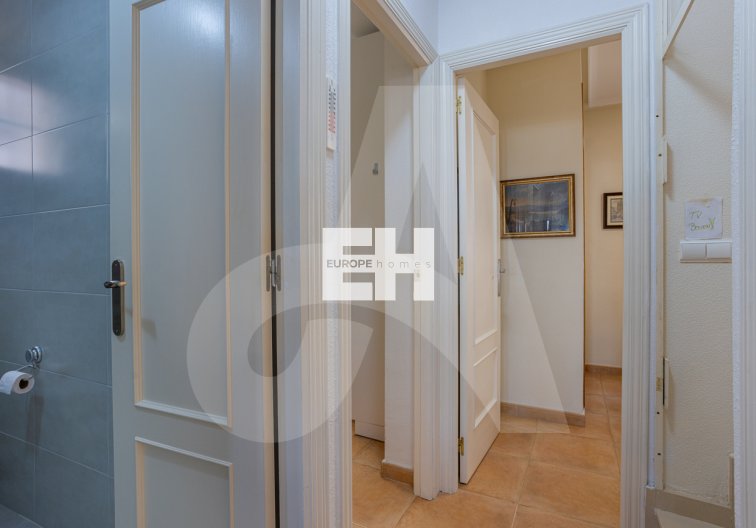 Herverkoop - villa - Guardamar del Segura - Urbanizaciones