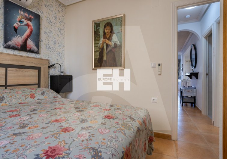 Herverkoop - villa - Guardamar del Segura - Urbanizaciones