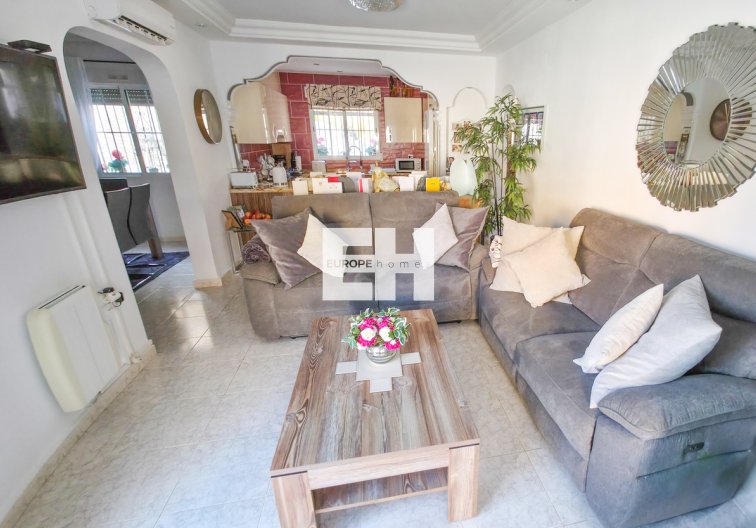 Segunda mano - villa - Villamartin - Costa Blanca