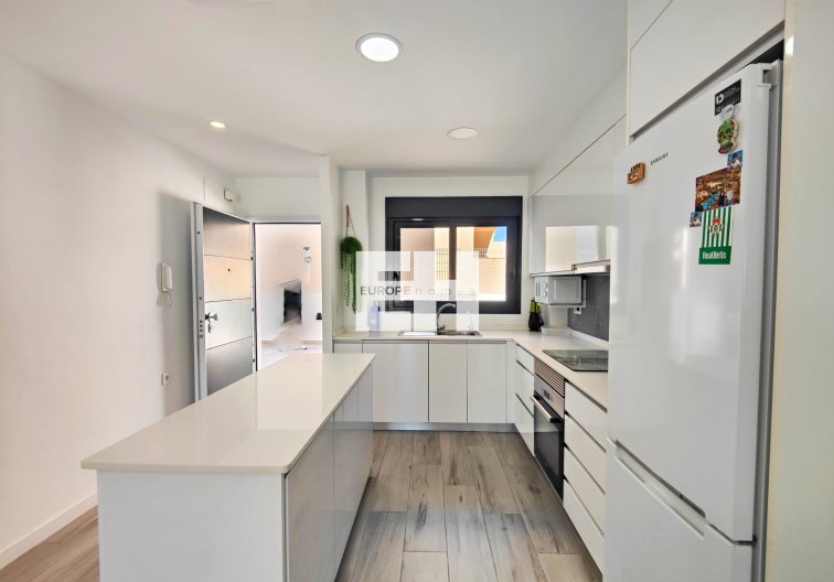 Resale - Apartment - Guardamar del Segura - Costa Blanca