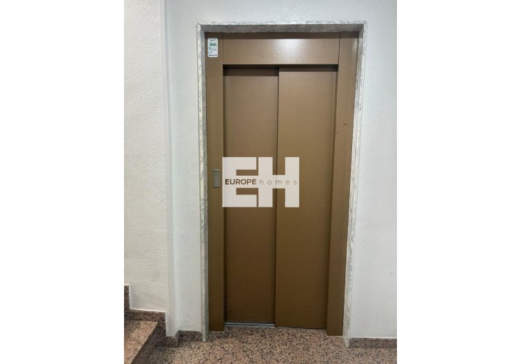 Segunda mano - Apartamento  - Torrevieja - Centro