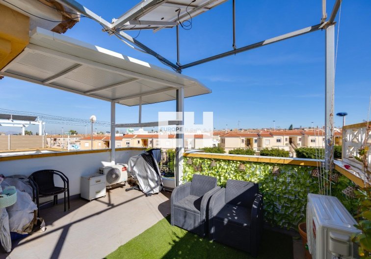 Resale - town house - Torrevieja - Aguas Nuevas