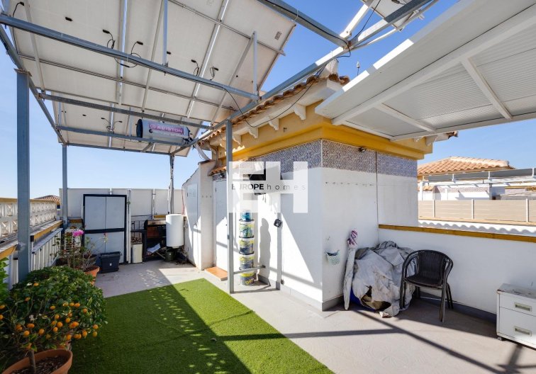 Resale - town house - Torrevieja - Aguas Nuevas