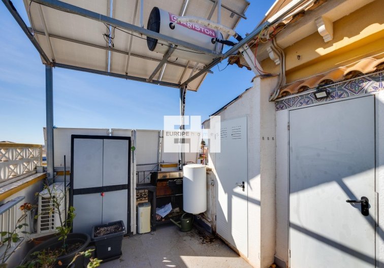 Resale - town house - Torrevieja - Aguas Nuevas