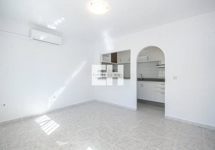 Herverkoop - villa - San Miguel de Salinas - Inland