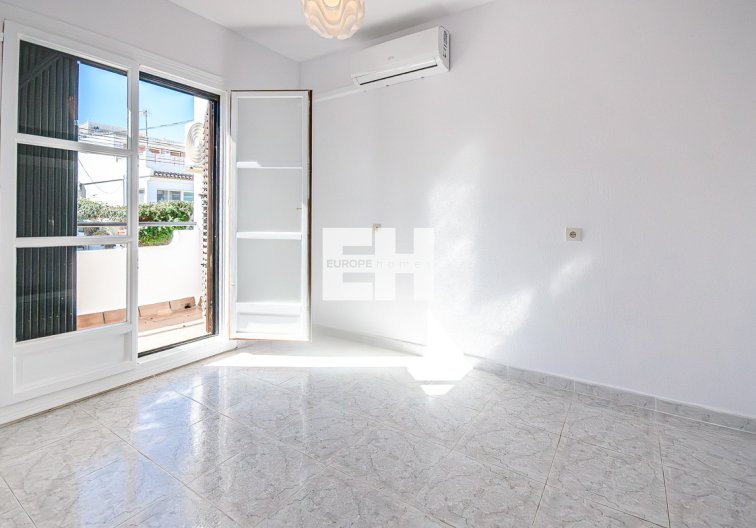 Herverkoop - villa - San Miguel de Salinas - Inland