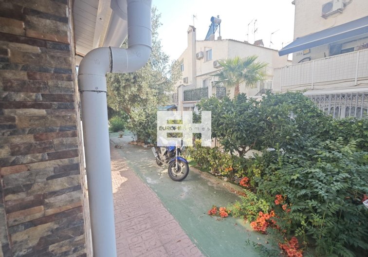 Segunda mano - Bungalow - Torrevieja - Playa del Cura