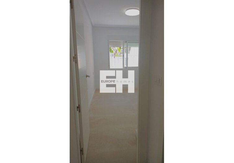 Segunda mano - town house - Pilar de la Horadada