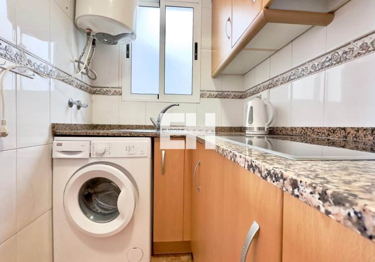 Resale - Apartment - Torrevieja - Centro