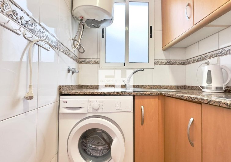 Resale - Apartment - Torrevieja - Centro