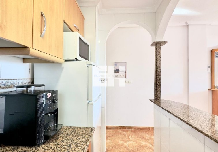 Resale - Apartment - Torrevieja - Centro