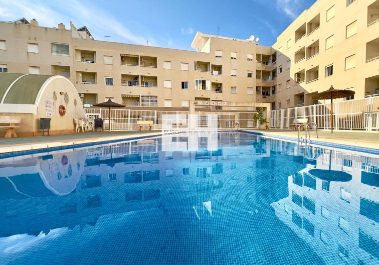 Resale - Apartment - Torrevieja - Centro