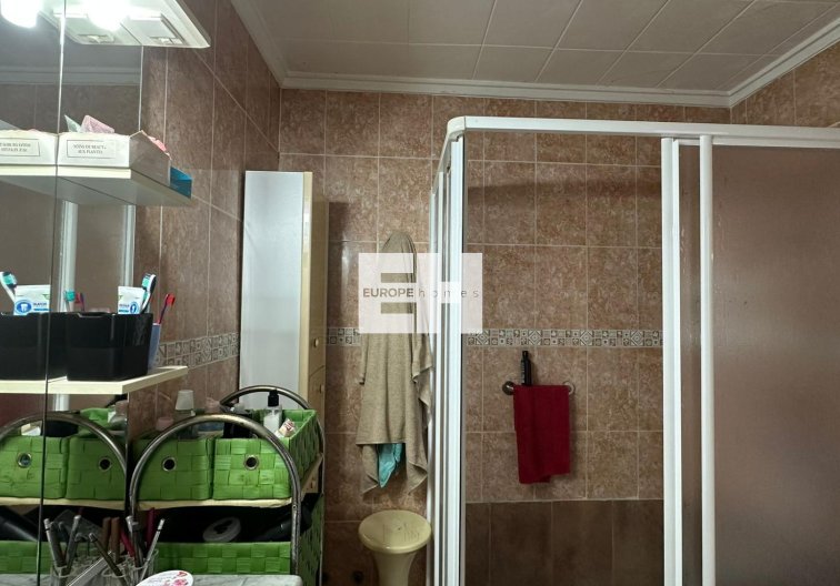 Segunda mano - Apartamento  - Torrevieja - Estacion De Autobuses