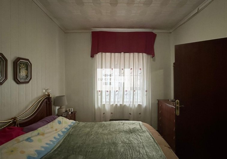 Segunda mano - Apartamento  - Torrevieja - Estacion De Autobuses