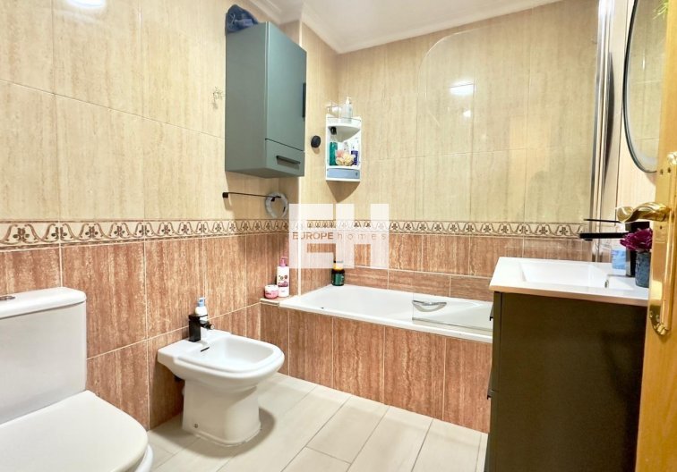 Segunda mano - Apartamento  - Torrevieja