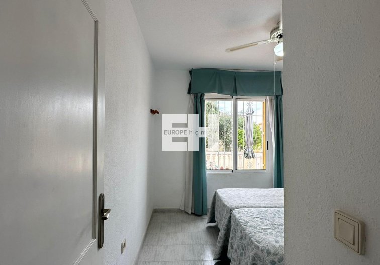 Resale - Bungalow - Orihuela Costa - Los Almendros-la Florida