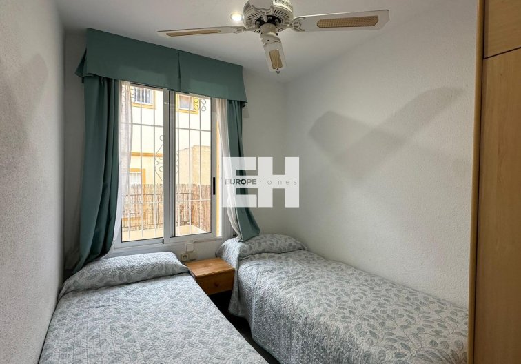 Resale - Bungalow - Orihuela Costa - Los Almendros-la Florida