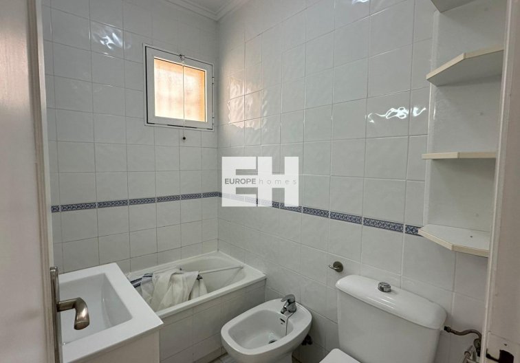 Resale - Bungalow - Orihuela Costa - Los Almendros-la Florida