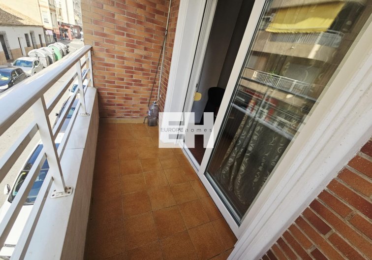 Segunda mano - Apartamento  - Torrevieja - Estacion De Autobuses