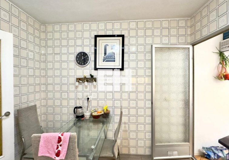 Resale - Apartment - Torrevieja - Centro